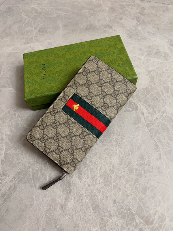 グッチ財布 レプリカ正面デザイン